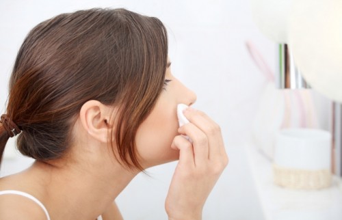 やっぱり化粧水はコットンでつけるべき？皮膚科医が教える「30歳からのスキンケア」