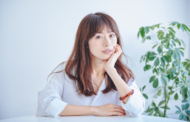 高価コスメがなくても美人になれる　岡本静香の“美肌のために一番大切なこと”
