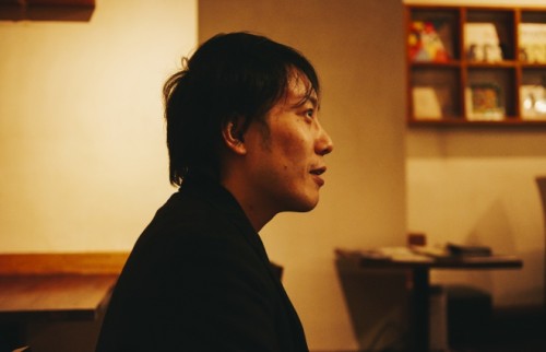 「今の自分より少しだけ無茶な勝負をしてみる」燃え殻さんインタビュー