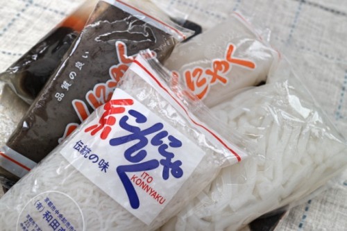 京都の料亭、割烹などが愛用する和田商店のこんにゃく。個人販売はなく、卸先の商店などで購入することができる。