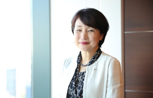 仕事で鍛えられる“筋力”って？　ANA専務・河本宏子さんに聞く「以心伝心の間に“発信”を」