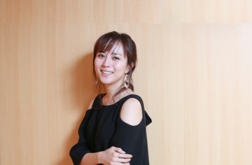 比嘉愛未「愛を与え、与えられる人に」何事にも誠実な生き方