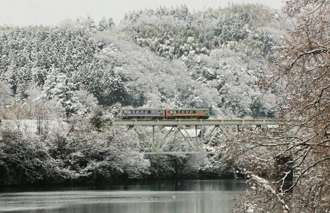 東京の「なまぬるい冬」と地方の「雪の洗礼」　本当の美しさは“厳しさ”にある