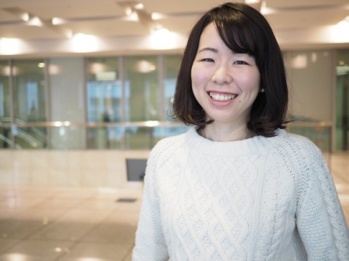 コンセプトストーリー・プランナーとして活動する浜本晴菜さん。人、モノ、場所が持つ想いをターゲットに届けるための言葉づくりをしている。