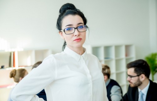 会社に振り回される私…仕事に集中するにはどうしたらいい？【DJあおい】
