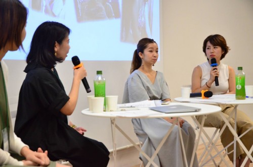 (左から)井土亜梨沙さん、生田綾さん、大瀧彩乃さん、野邉まほろさん/写真提供:ハフポスト日本版、撮影:関根和弘