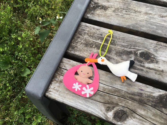 「いつかまた赤ちゃんを」と母が手作りしてくれたコウノトリ