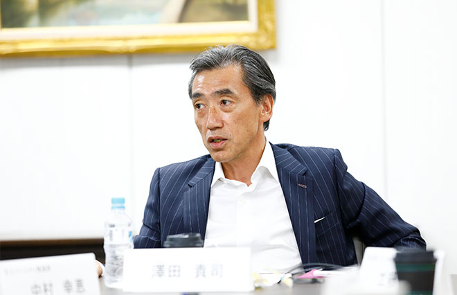 「業績と働き方はゼロサムの関係ではない」ファミマの社長が本気のダイバシティー推進