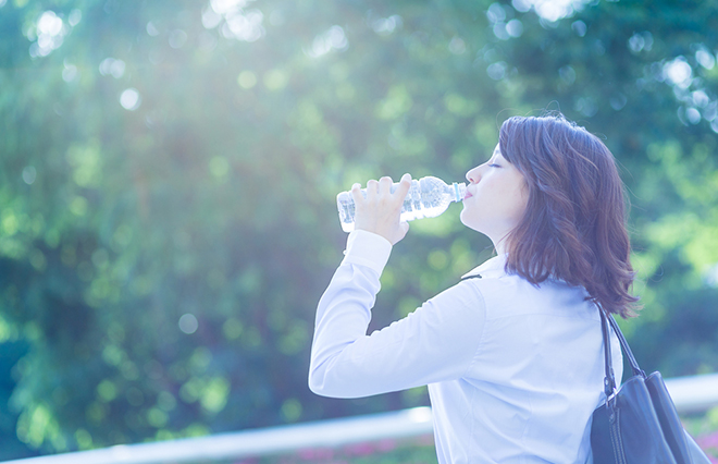 甘いドリンクの飲みすぎに注意！ 「ペットボトル症候群」とは？【糖尿病専門医が教える】