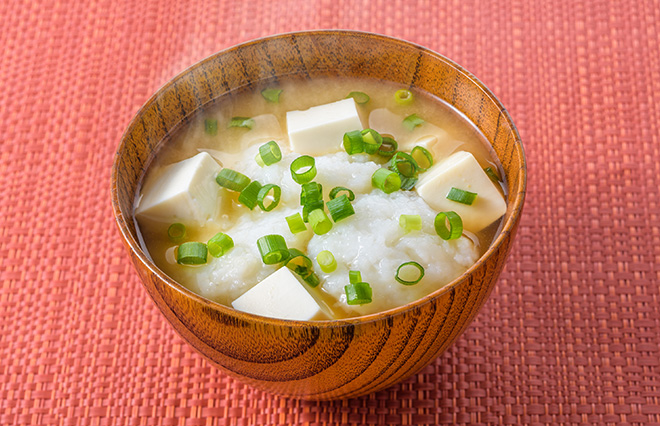 長芋と豆腐のみそ汁