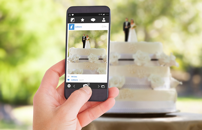 「モテはTwitter、結婚はLINE」山ちゃん＆蒼井優結婚会見の“あの発言”から考える