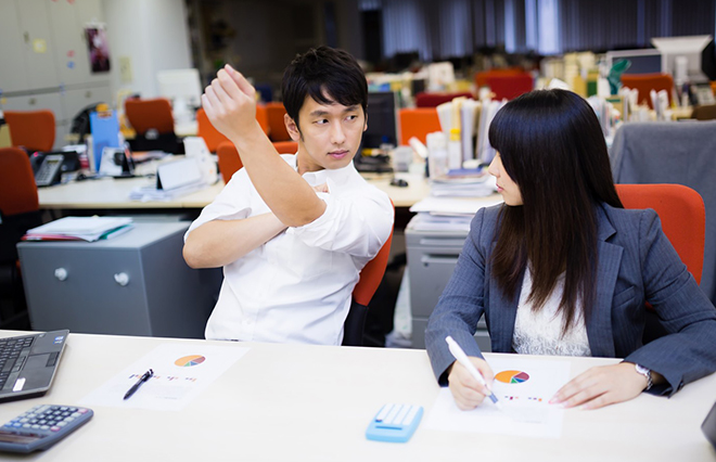 実は結構盛り上がってる…！ 女子が会社のおじさんと話していること