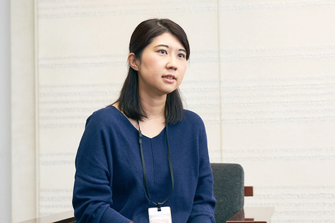 賀来茜さん