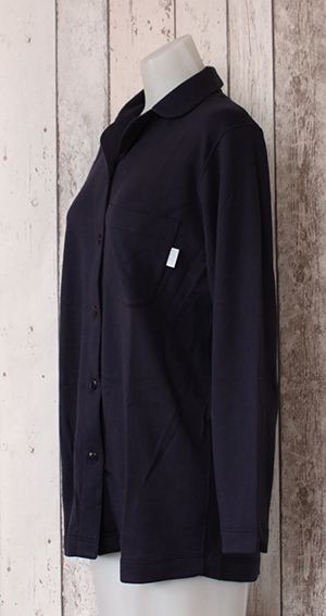 長袖リラックスウェア14,000円／フリープ（島崎）