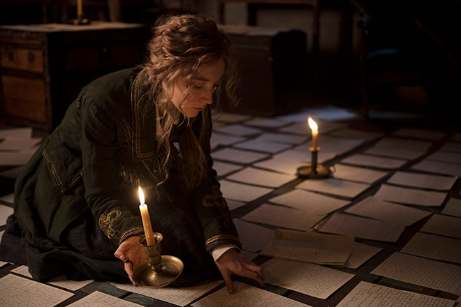 Jo March (Saoirse Ronan) in Greta Gerwig's LITTLE WOMEN.