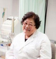 野崎京子医師