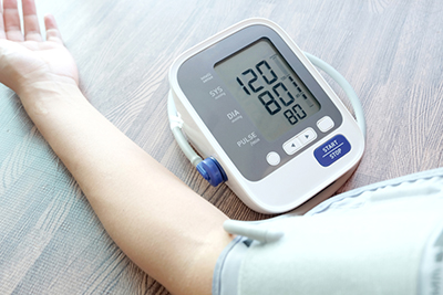 Human,Check,Blood,Pressure,Monitor,And,Heart,Rate,Monitor,With