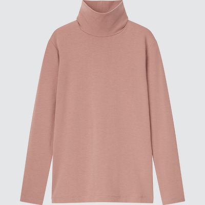 ヒートテックコットン タートルネックTシャツ1,500円／ユニクロ