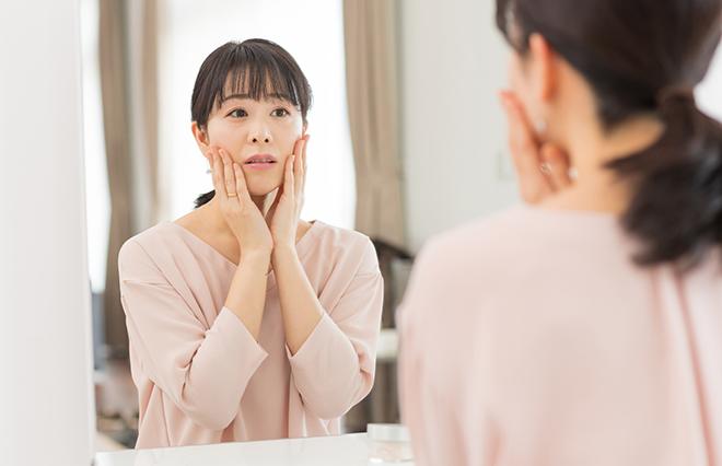 腸内環境、女性ホルモンが影響…便秘と肌荒れの関係は？【臨床内科専門医が教える】