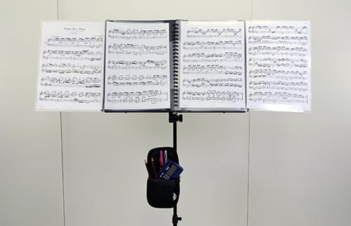 床にチューナーを置かなくていい！「音楽をする人のための文房具」5選