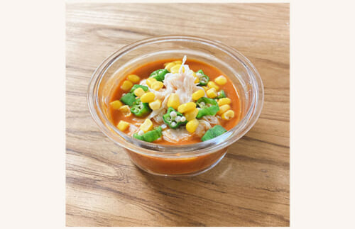 そうめんや冷やご飯と相性よし!夏野菜の冷やしカレー