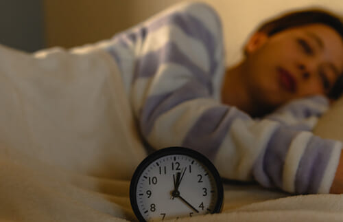 入眠から3時間がピーク…大人でも成長ホルモンが出るって本当？