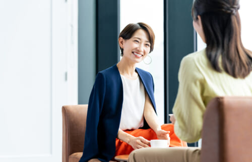 「名前を呼ぶ」だけで変わる！ 心理的安全性に大事な４つの”承認”って？