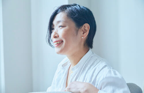 「いつも声をかけてもらって、何かが始まる」三國万里子が“ニットデザイナー”を仕事にするまで
