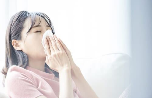 花粉症、アトピー、鼻炎…アレルギーは腸内環境ケアで改善する？ 【消化器病専門医に聞く】