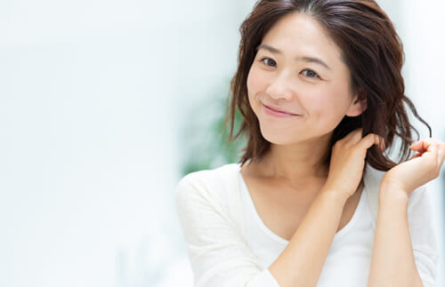 ヘアスタイリング剤の選びかたとセットをキープするコツ【美髪プロに聞く】