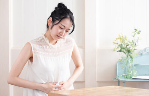 便秘に浣腸を常用…医学的に大丈夫なの？　使用のコツは？ 【専門医に聞く】