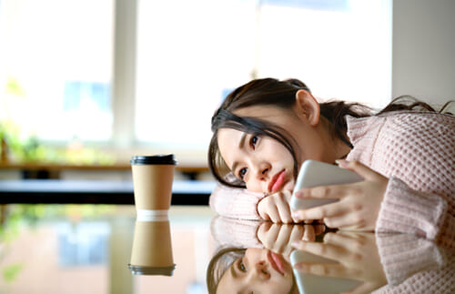 “追いLINE”してしまう、デートに結びつかない…マッチングアプリのお悩みあるある 【おとうふ×川崎貴子】
