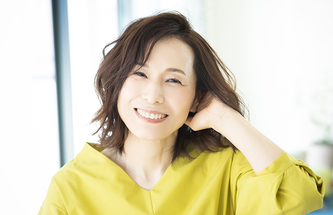 美髪キープのための白髪染めQ＆A　頻度は？ 抜くのは？　ツヤ消えは？　ヒリヒリは？ 【美髪プロに聞く】