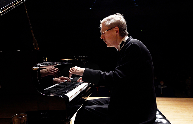 社会現象になった「ブーニン・ブーム」から40年…映画『ブーニン』で描かれる「ショパンはショパンだ」の意味【渋谷ゆう子】