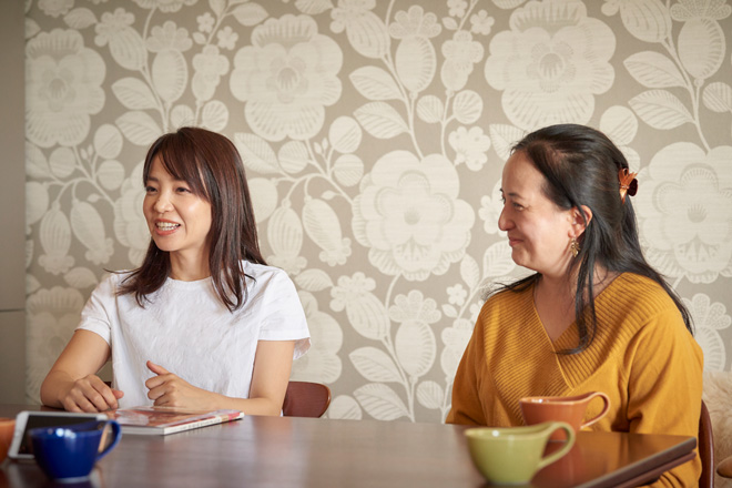 夏目さん（左）と石川さん（右）