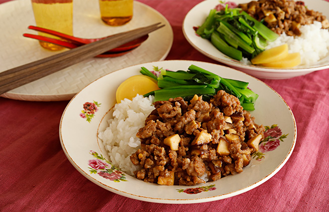 漬けとくだけで、台湾旅行気分。簡単ルーロー飯【仕込み5分の漬けとく献立】